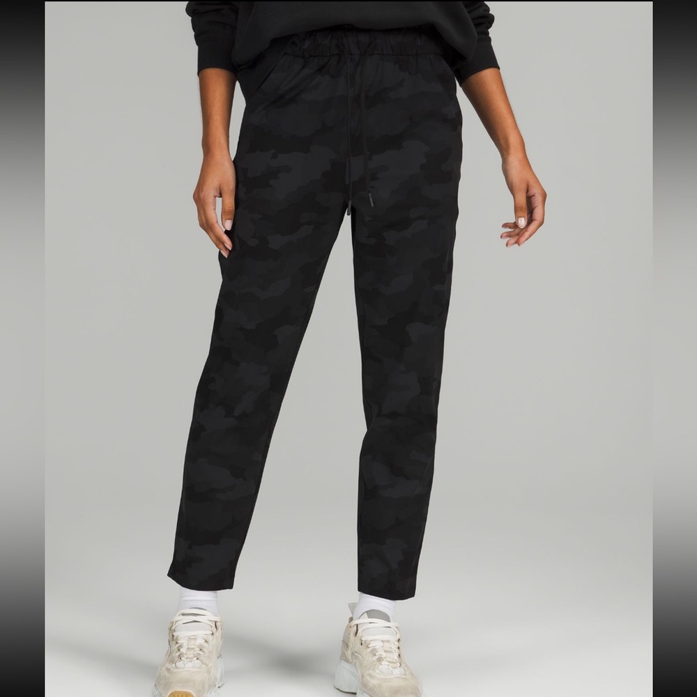 Lululemon Stretch Hi-Rise Pants